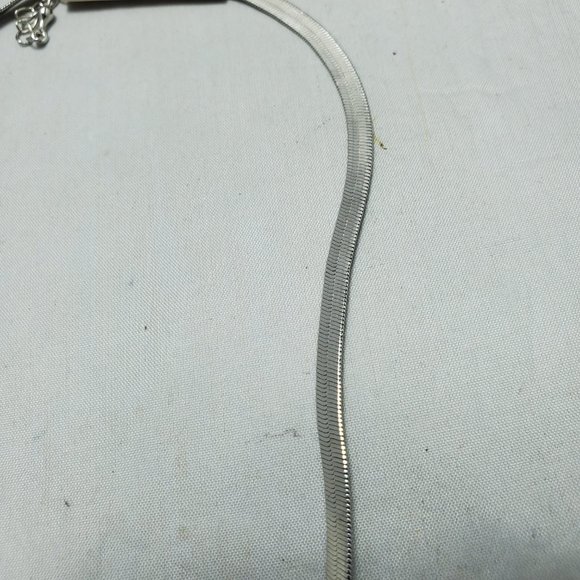 Mystique silver slider bar  necklace with snake chain - Picture 5 of 6